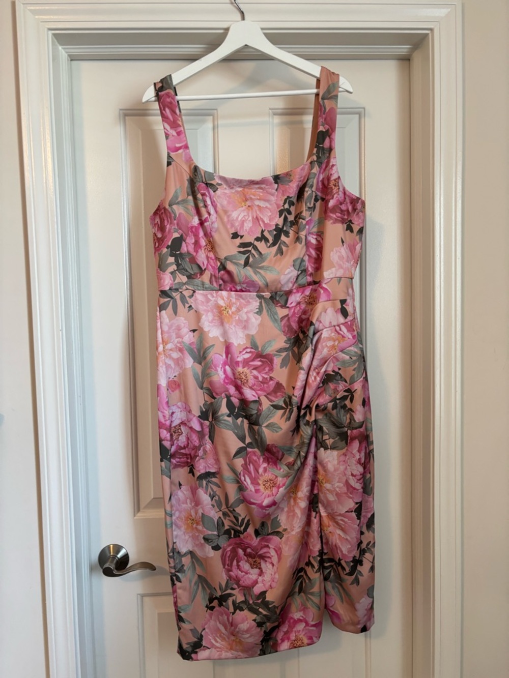 Premier Amour - Floral Pink Midi Dress